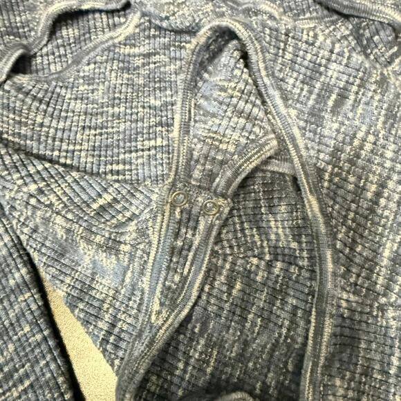 Abercrombie & Fitch O-Ring Cutout Sweater Bodysuit Women M Blue Knit Casual - Picture 5 of 6